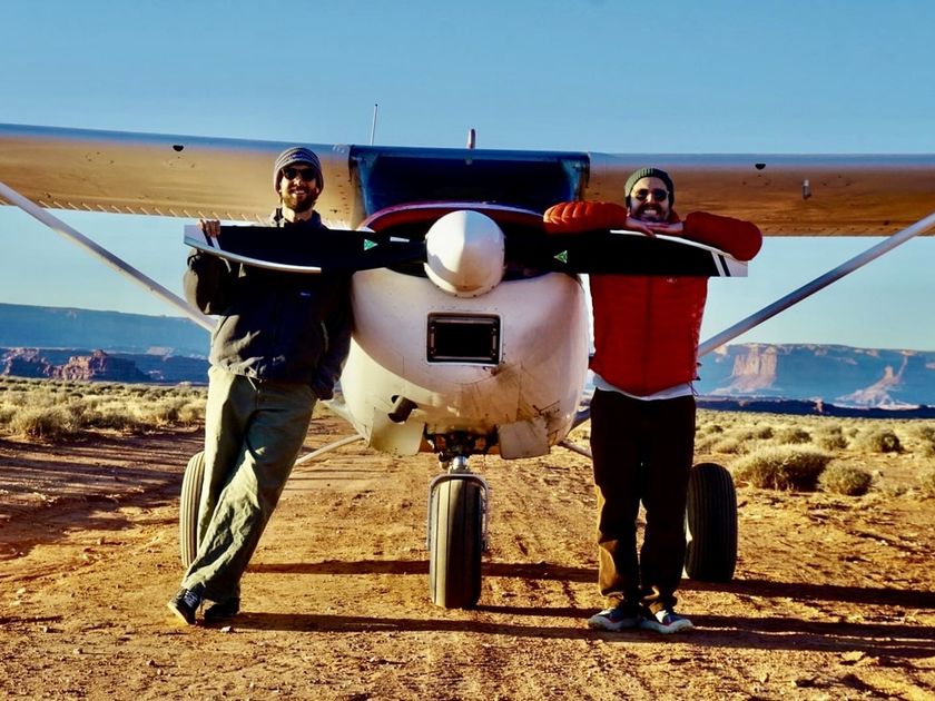 Cessna 182 with a two-blade MT propeller